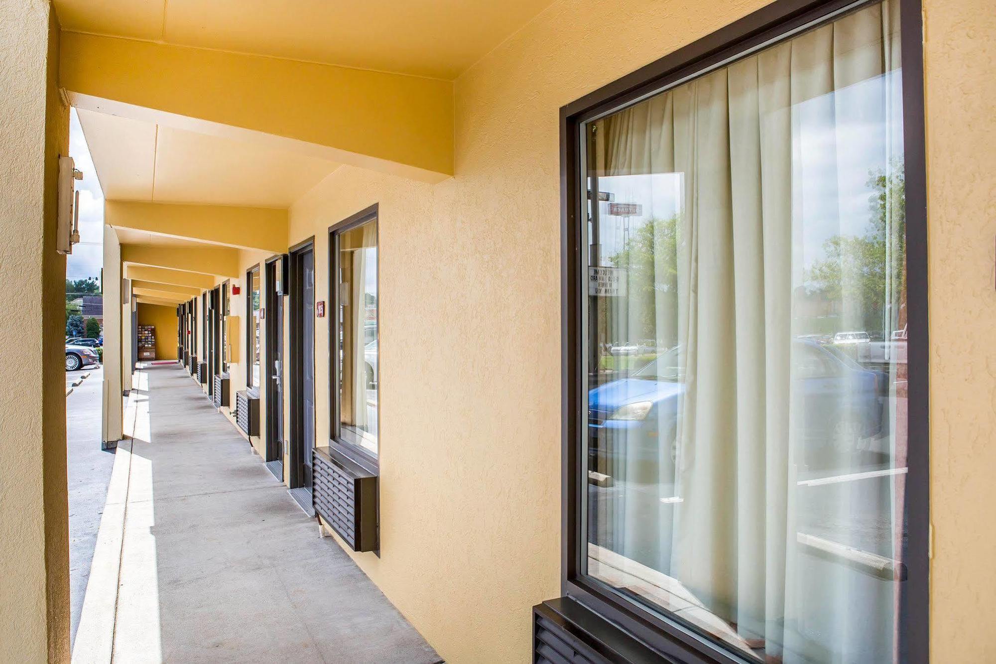 Econo Lodge North Knoxville Eksteriør bilde
